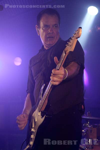 THE WEDDING PRESENT - 2016-11-05 - PARIS - Batofar - 